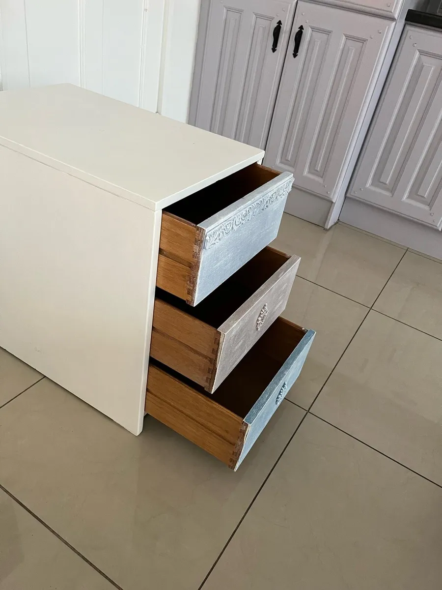 Chest of drawers - Image 3