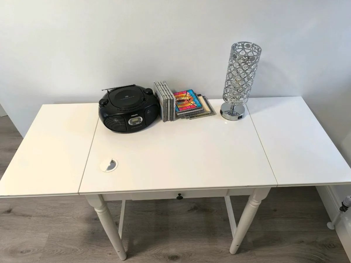 White Desk with Extendable Sides - Image 3