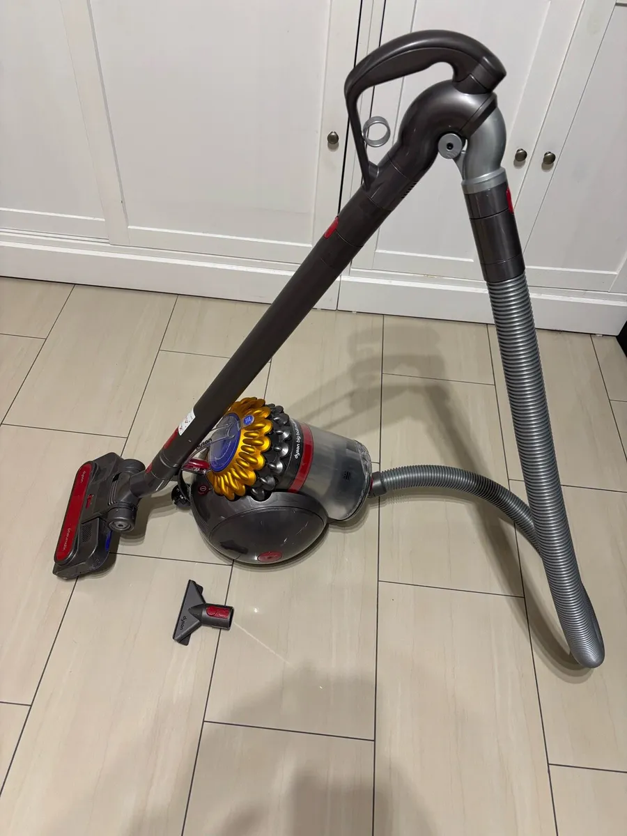 Dyson big ball multi floor 2 vacuum Hoover - Image 1