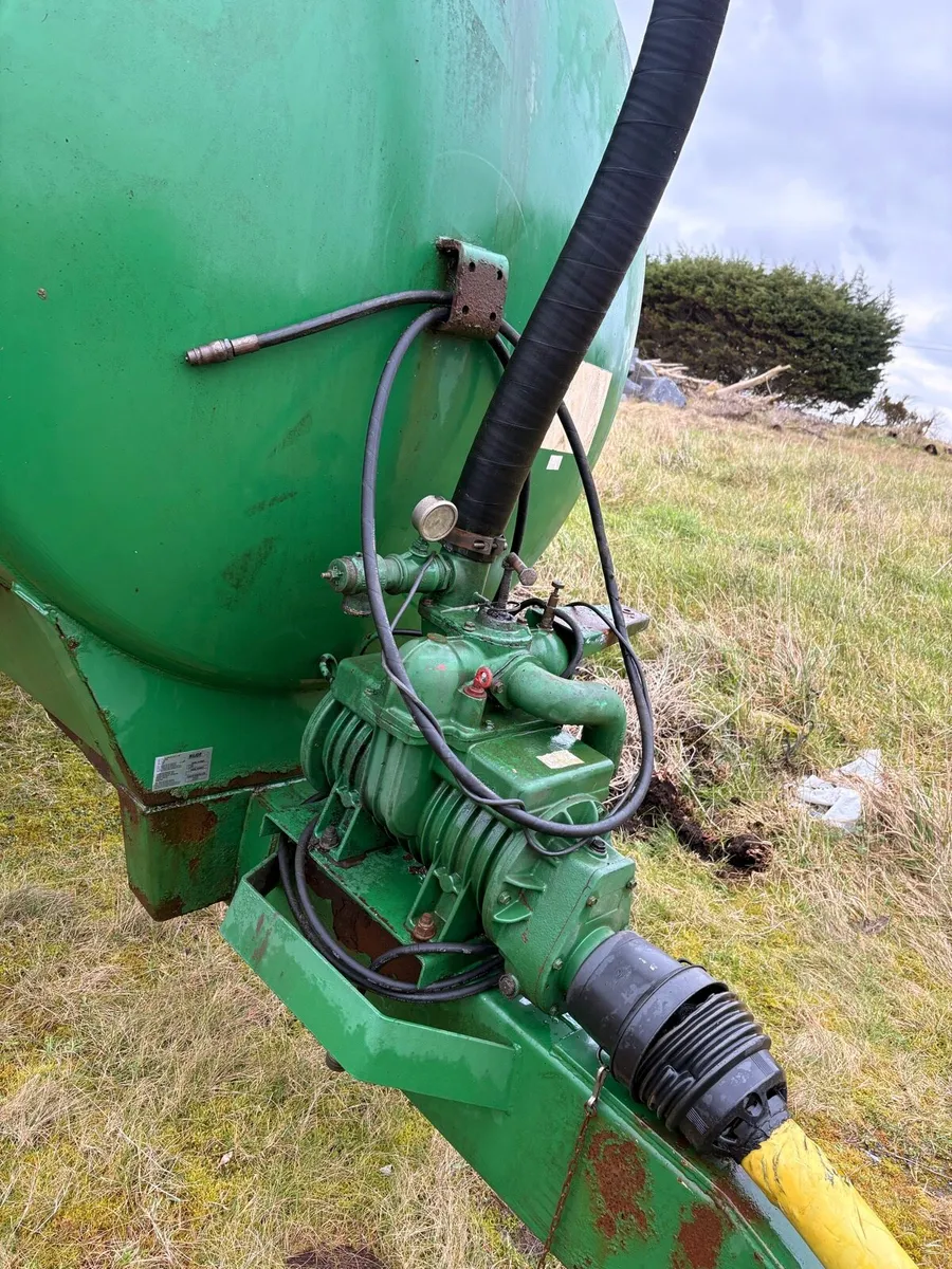 Major slurry-Vac 1300 tanker for sale - Image 3