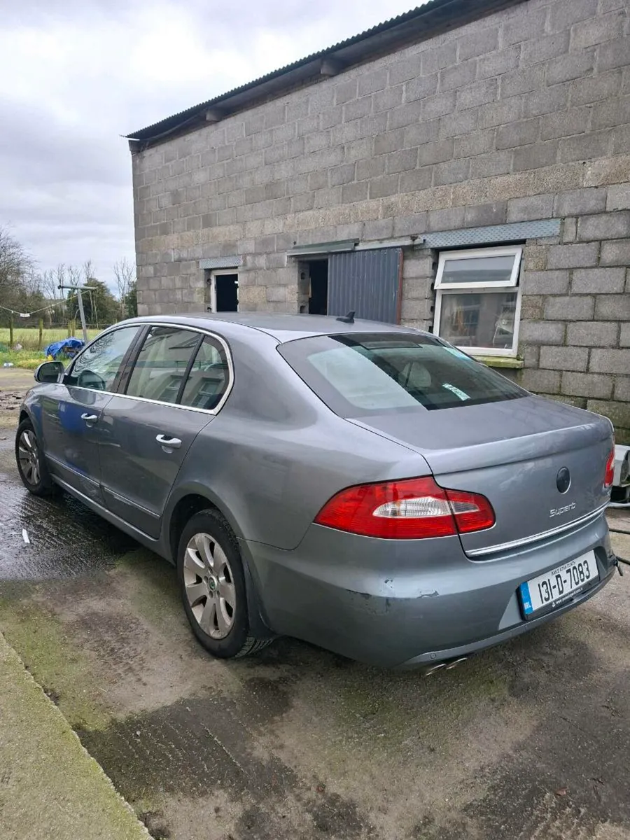 SKODA SUPERB 2013 - Image 3