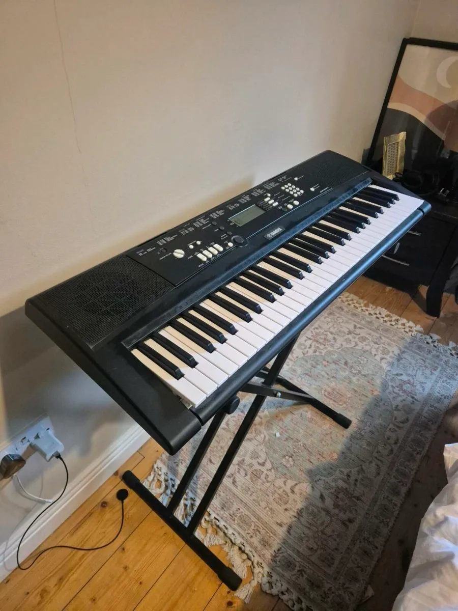 Yamaha Keyboard - Image 1
