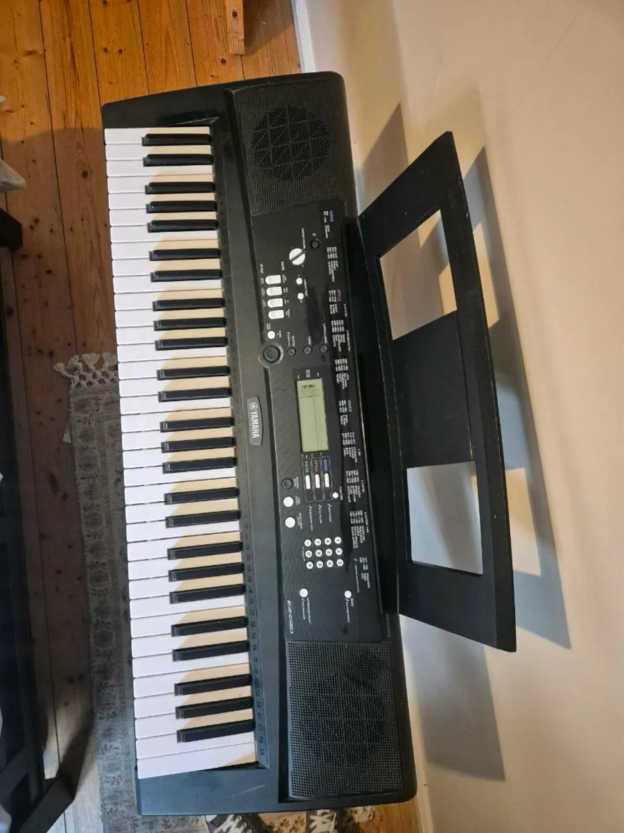 Yamaha Keyboard - Image 3