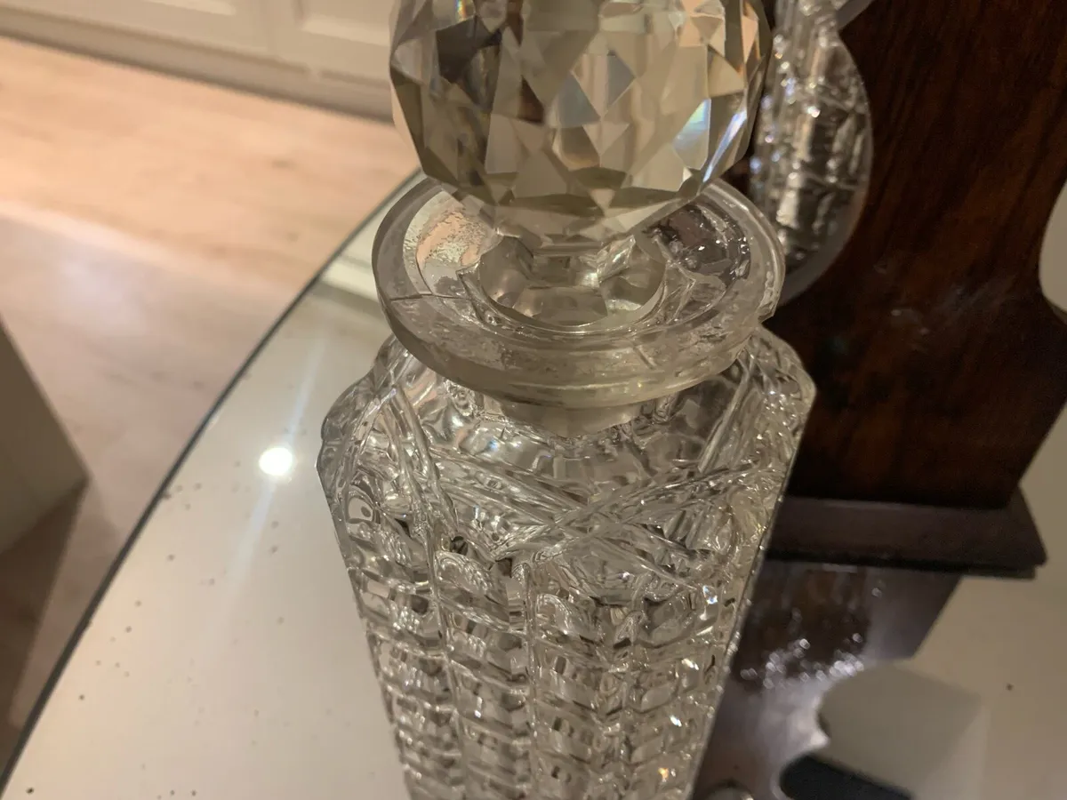 Tantulas Victorian Decanter - Image 4