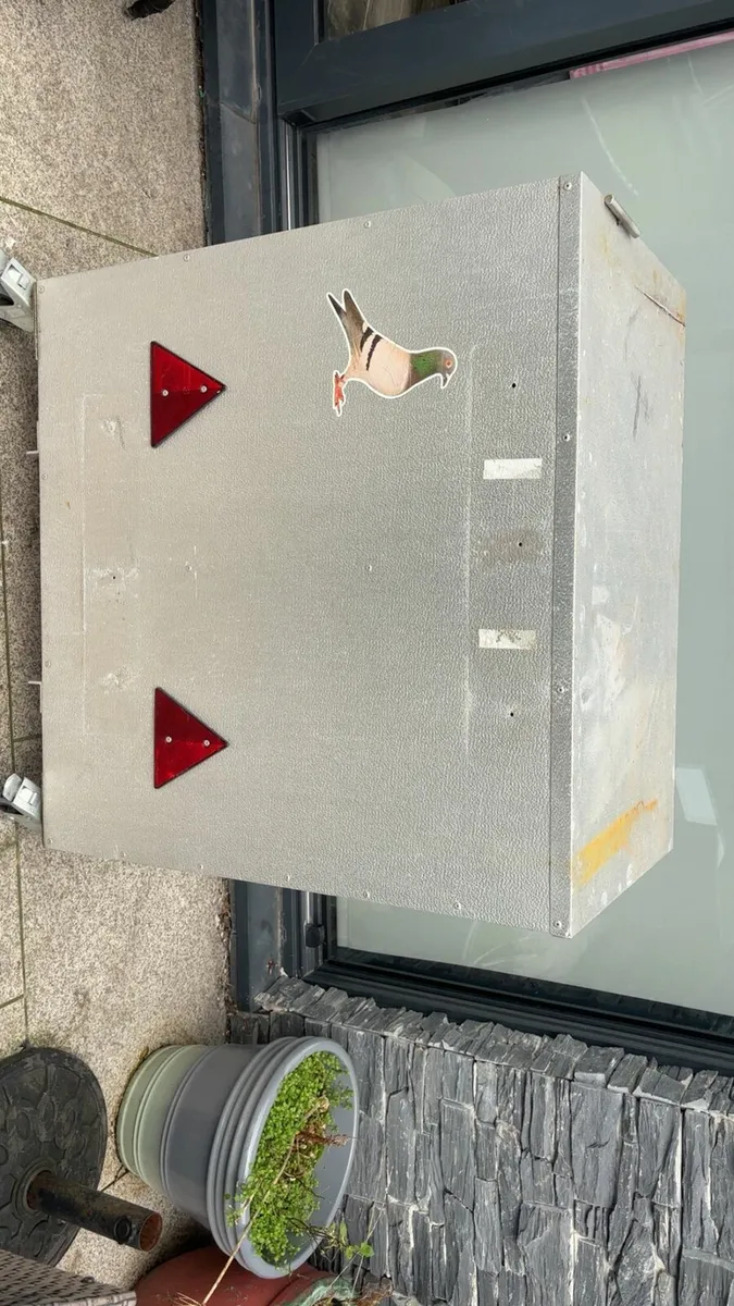 Pigeon trailer - Image 2