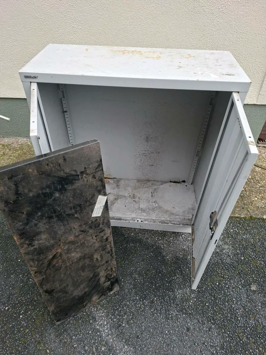 Metal Storage Cabinet - Image 2