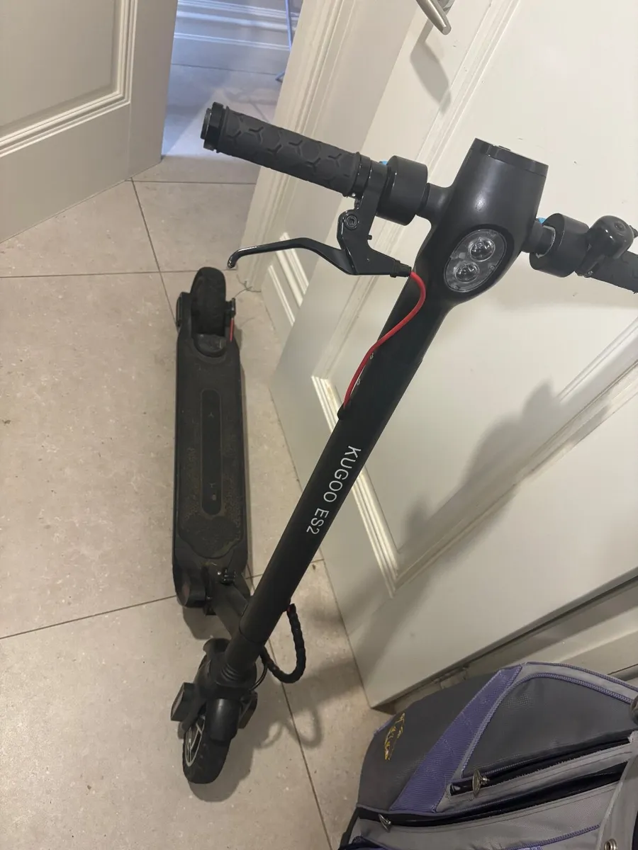 Kugoo ES2 Electric scooter - Image 3