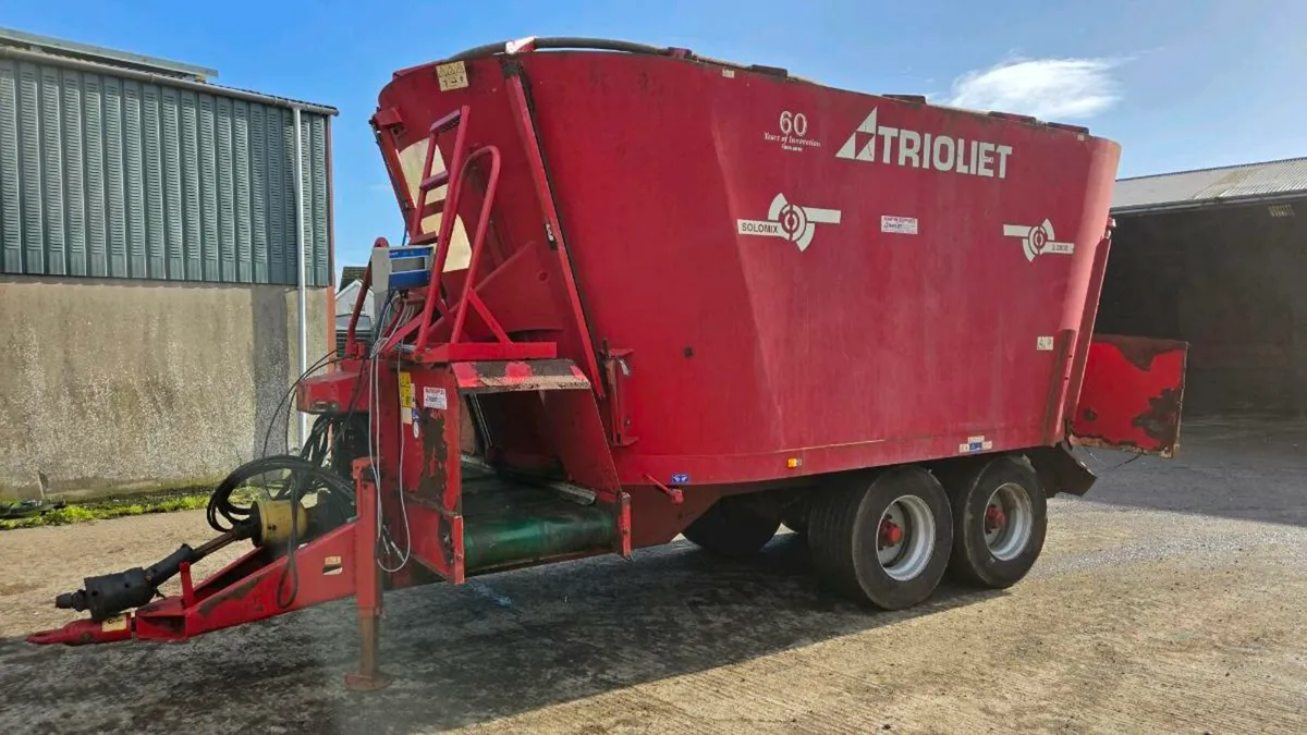 Triolet 20cube feeder - Image 1