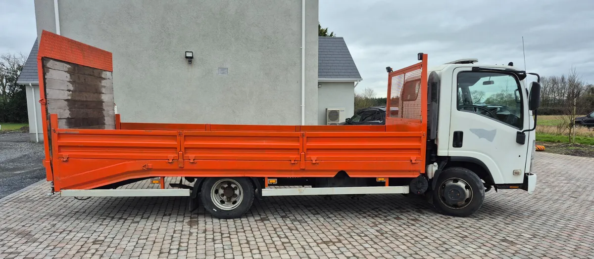 2014 ISUZU RECOVERY - Image 2