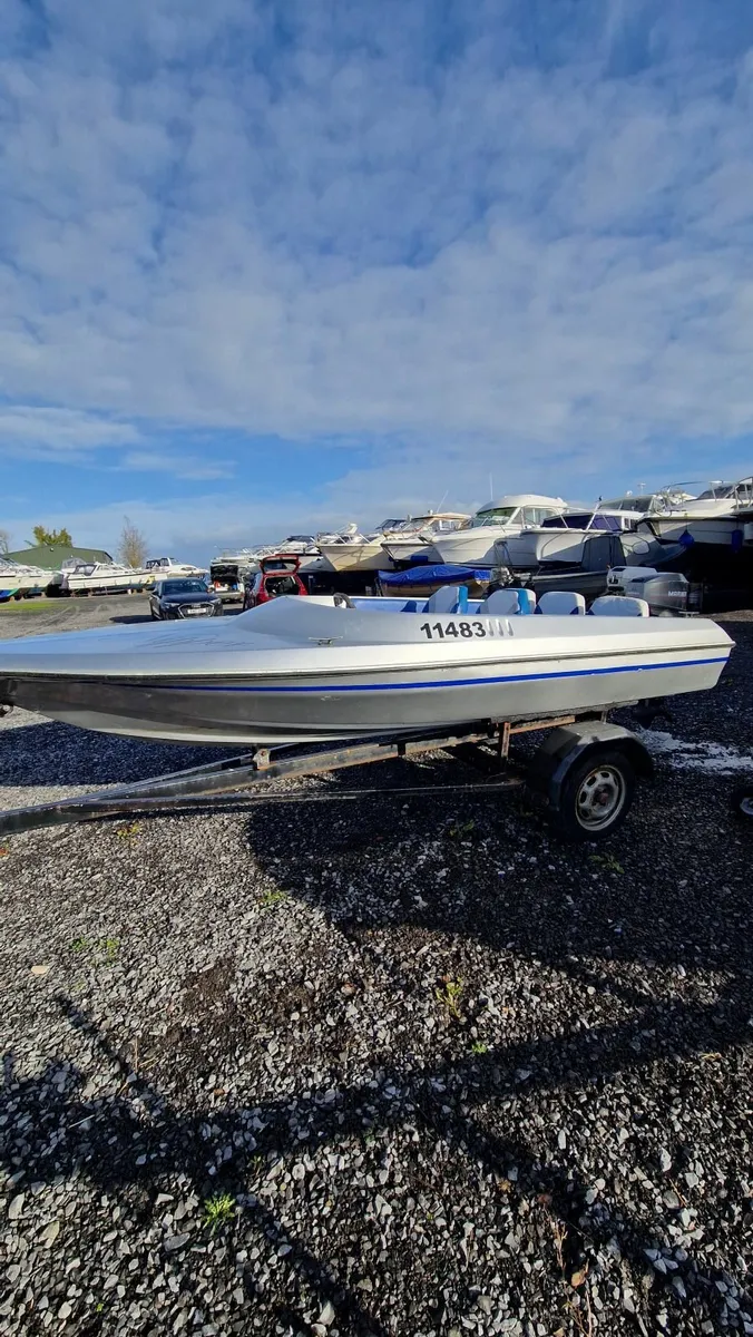 Speed boat - Image 1