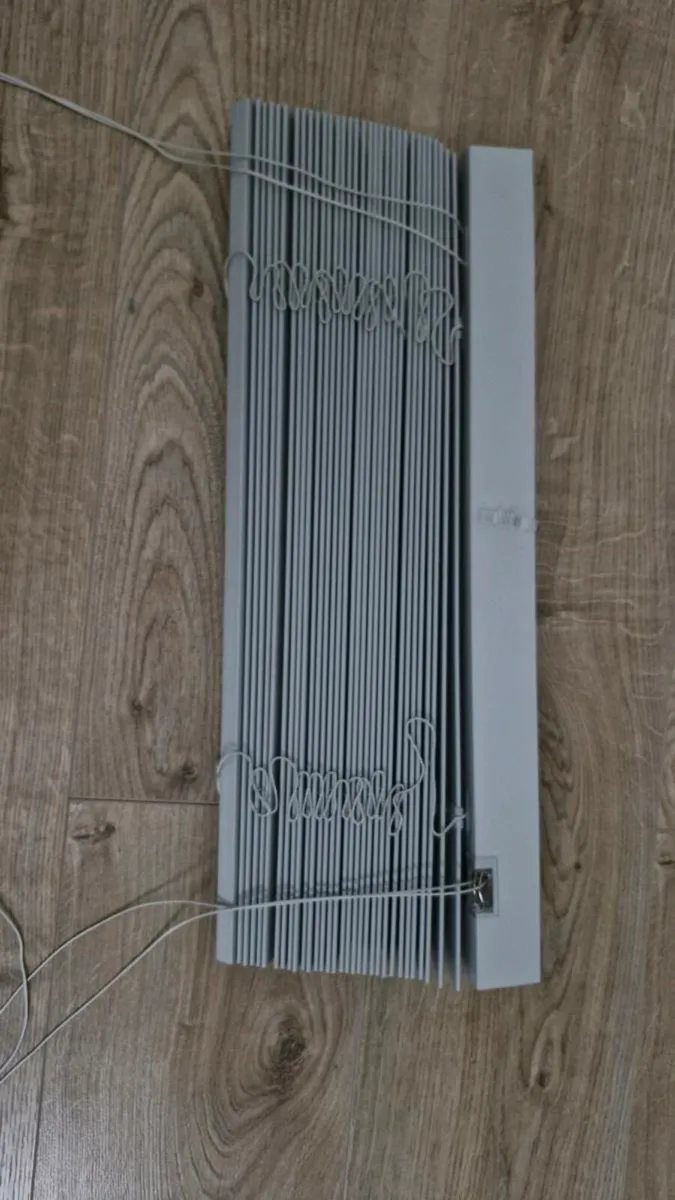 Blinds - Image 4