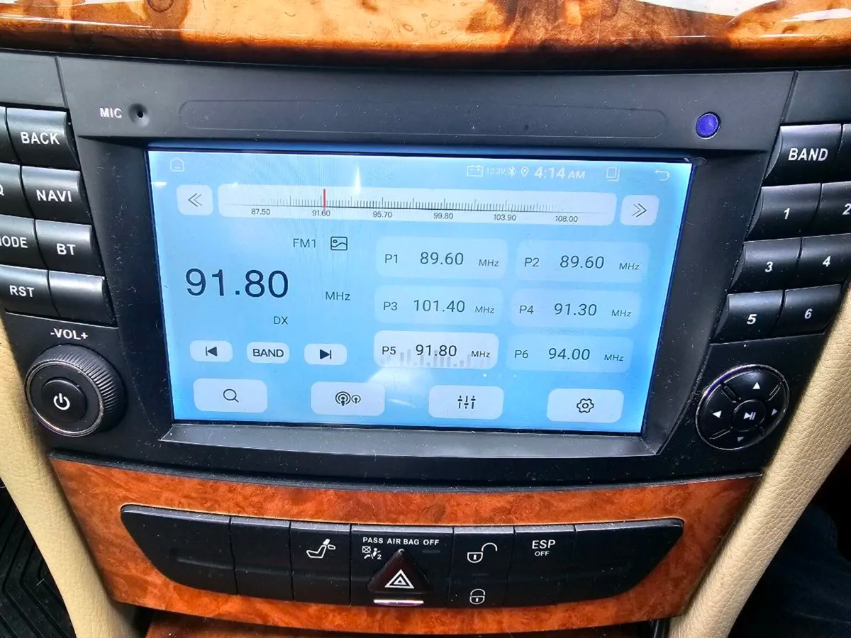 Mercedes E200 - Image 2