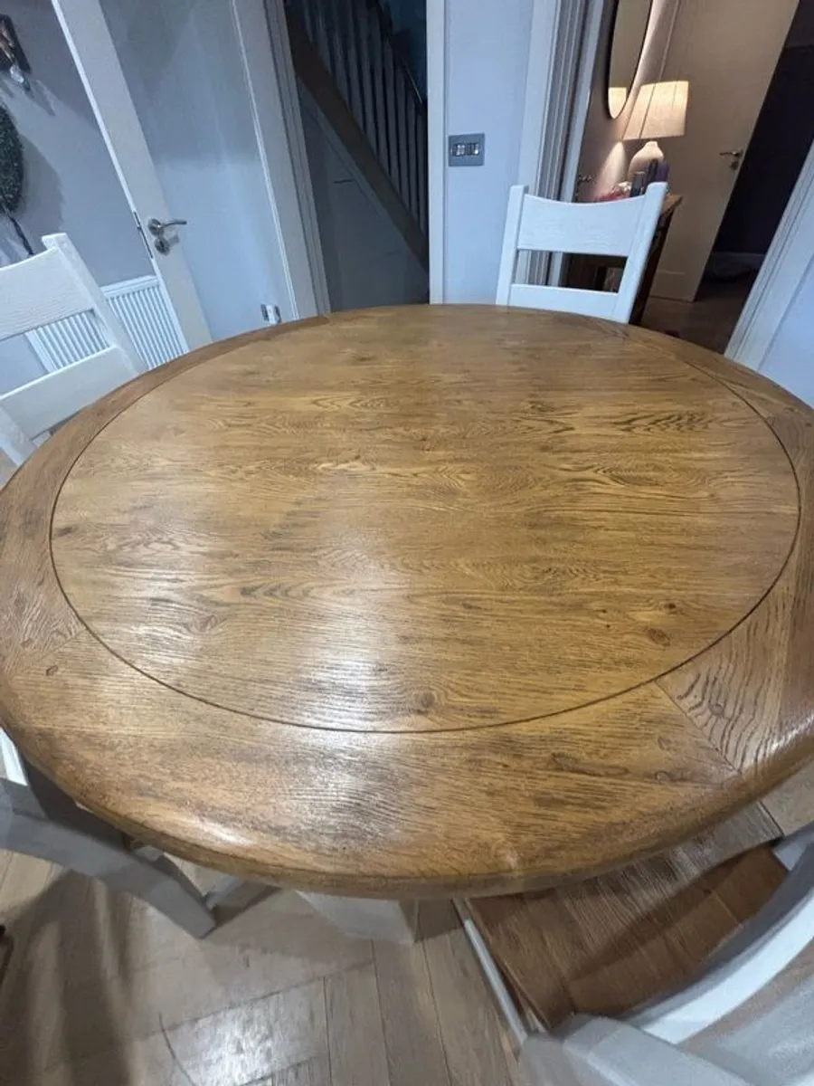 Round Solid Oak Doning Table & 6 Chairs - Image 3