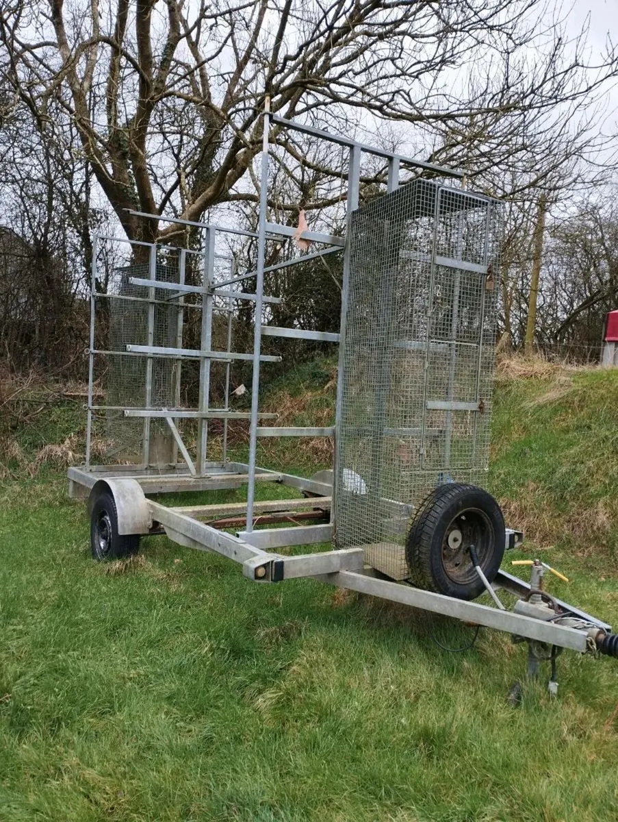 Canoe and kayak carrier trailer - Image 2