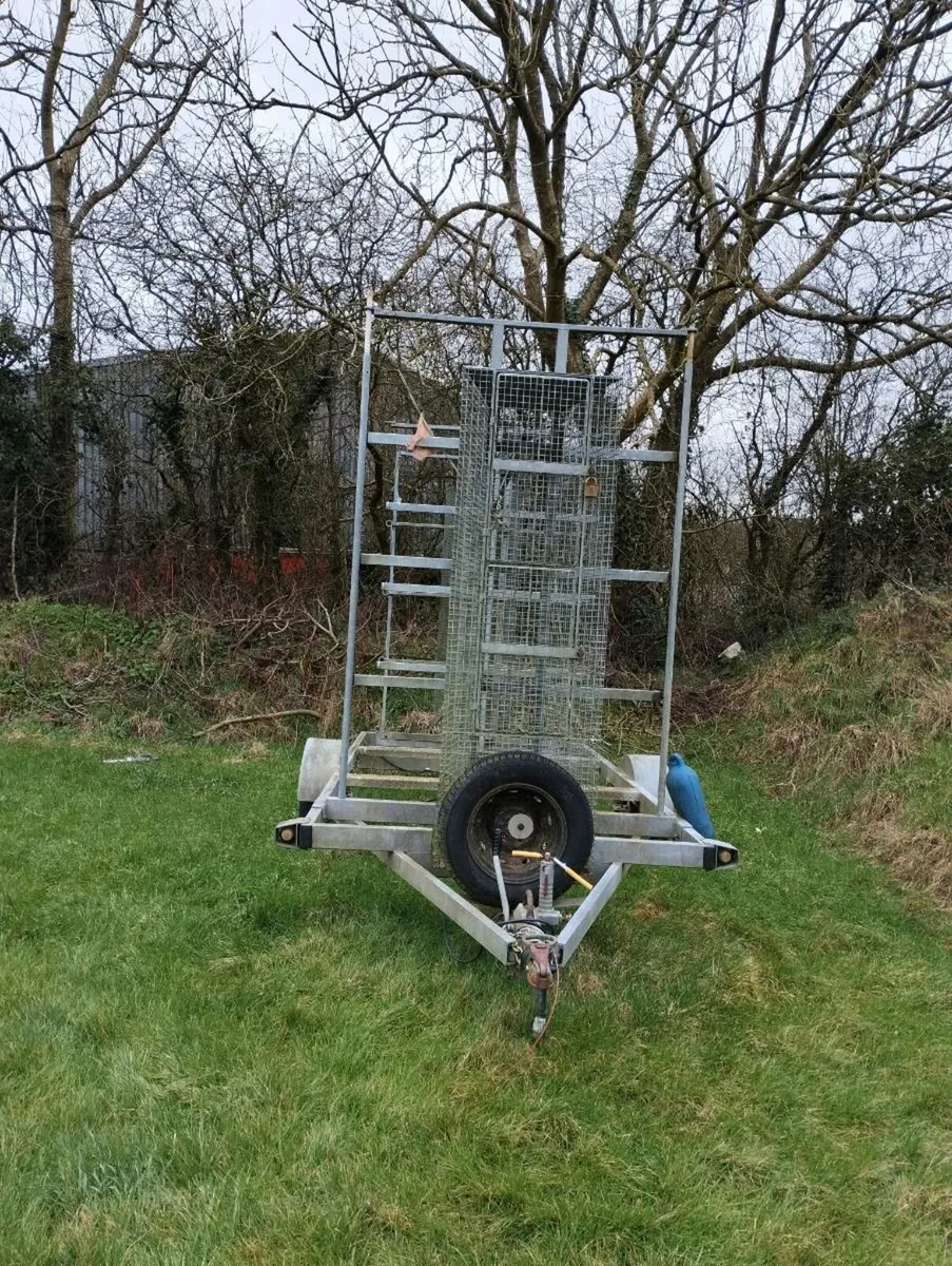Canoe and kayak carrier trailer - Image 3