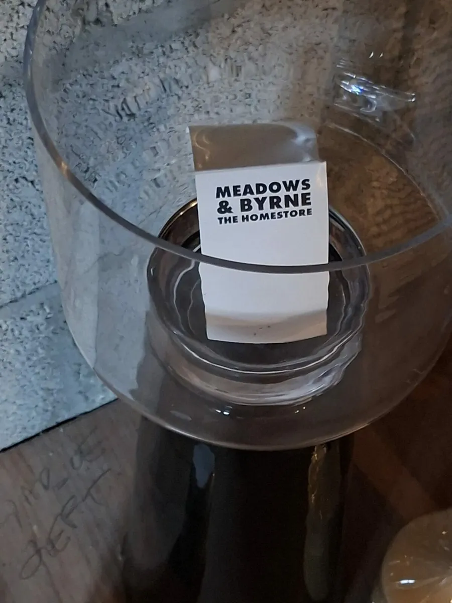 Small Glass Hurricane Candle Holder with Base - Image 2