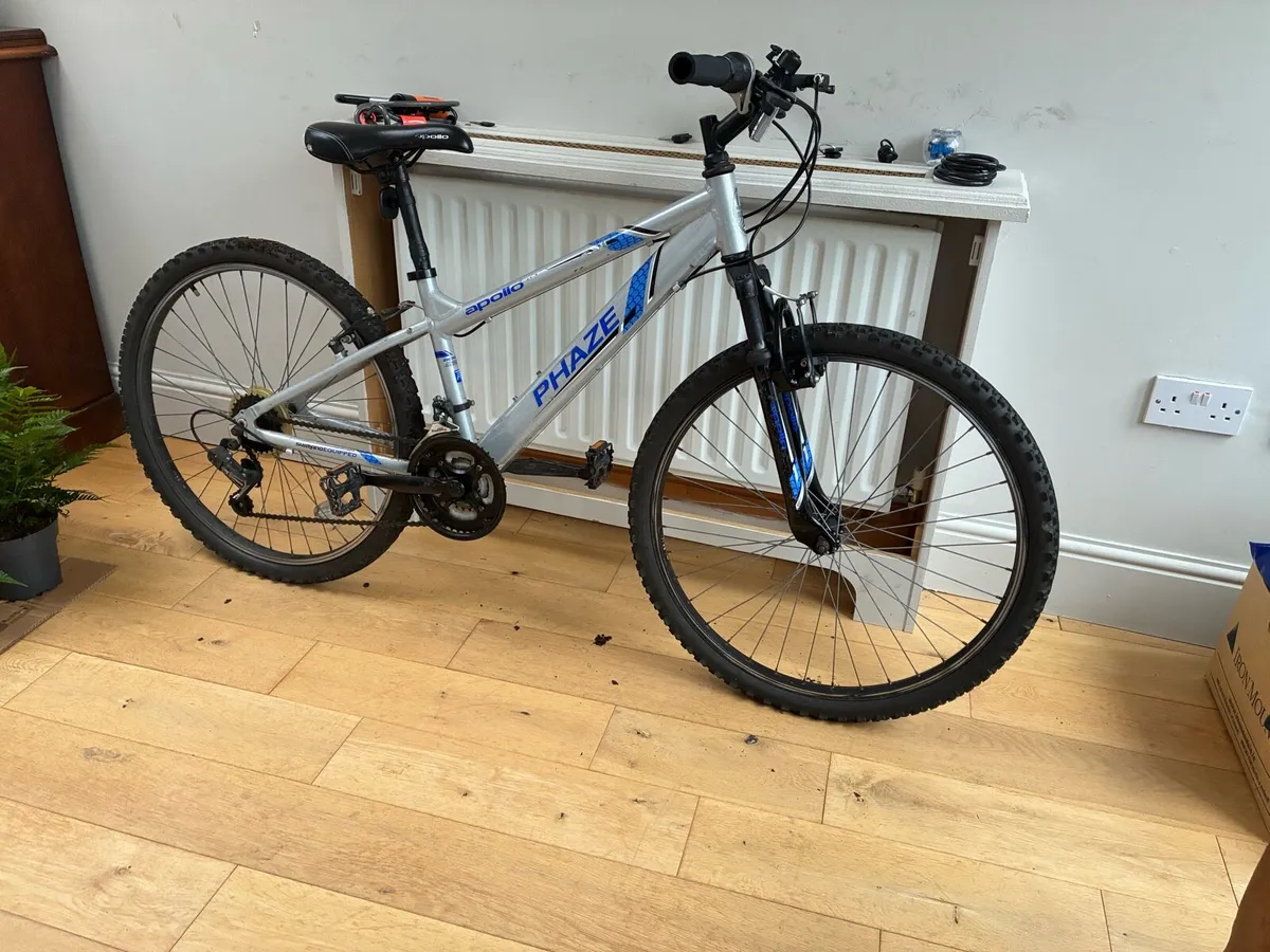 14 inch Apollo Phaze mountain bike