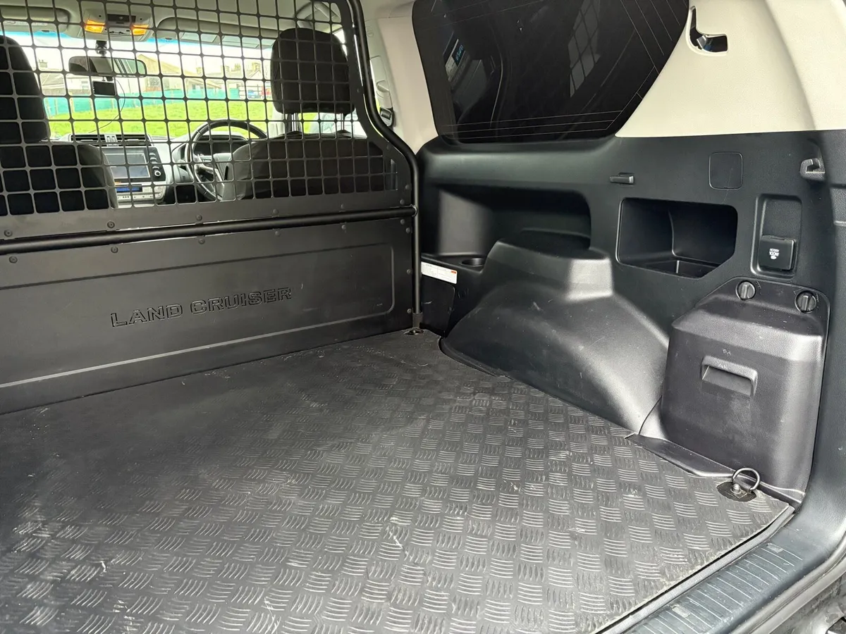 2021 TOYOTA LANDCRUISER COMMERCIAL AUTO - Image 4