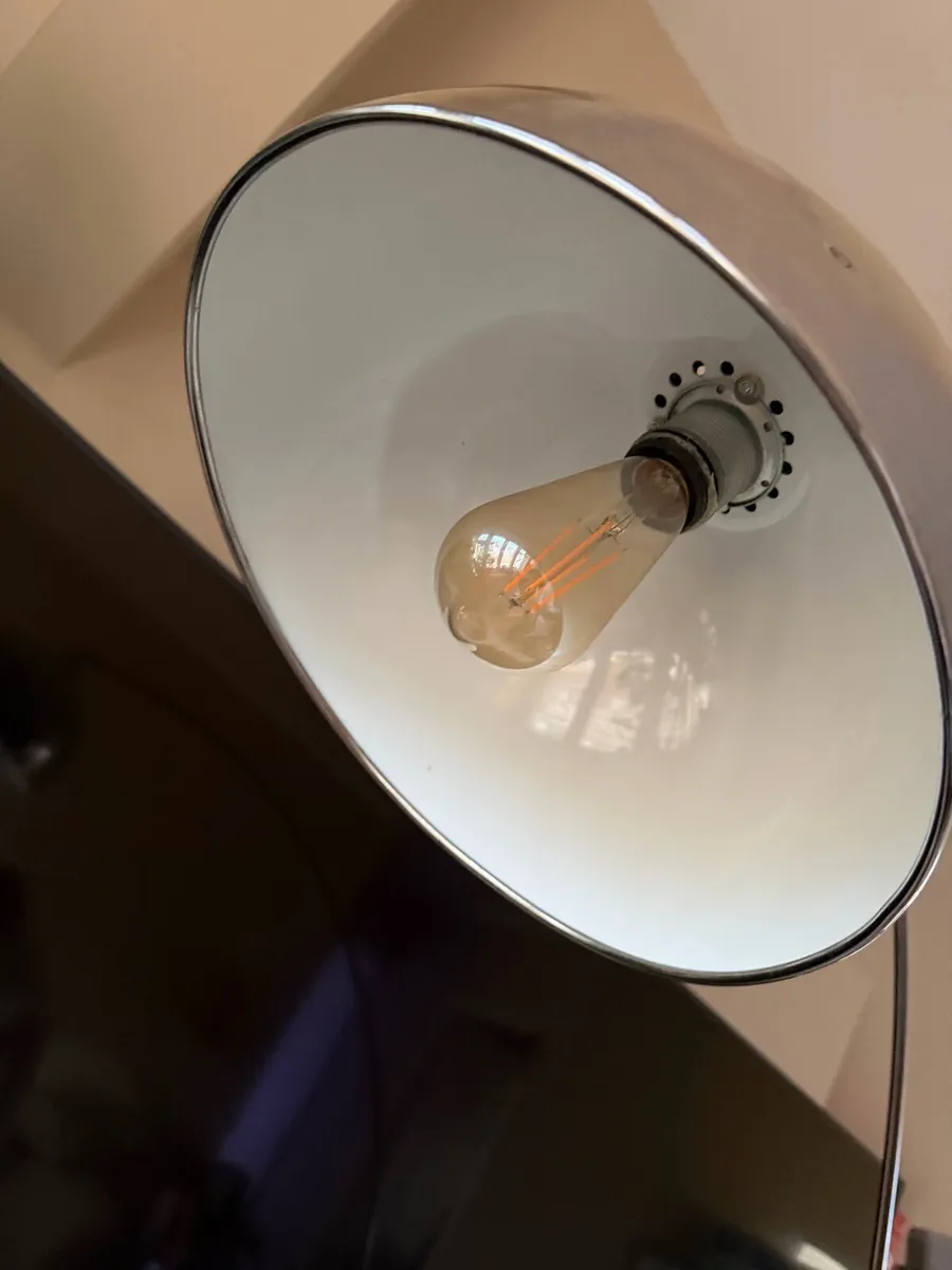 Free standing lamp - Image 2