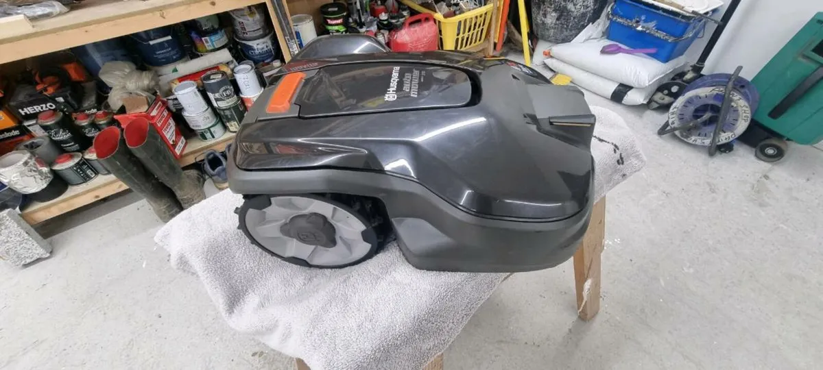 Husqvarna 310 mk2 Automower - Image 2