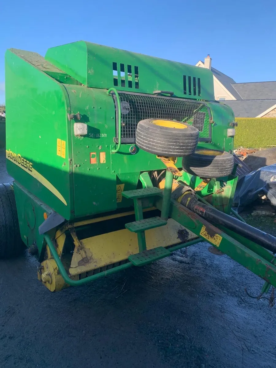 JOHN DEERE 578 BALER - Image 1