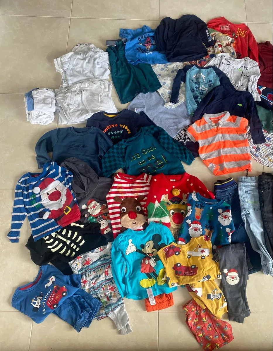 Boys clothes bundle (2 - 3 years) - Image 2