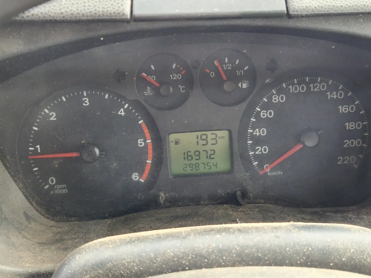 Ford Transit 2009 - Image 2