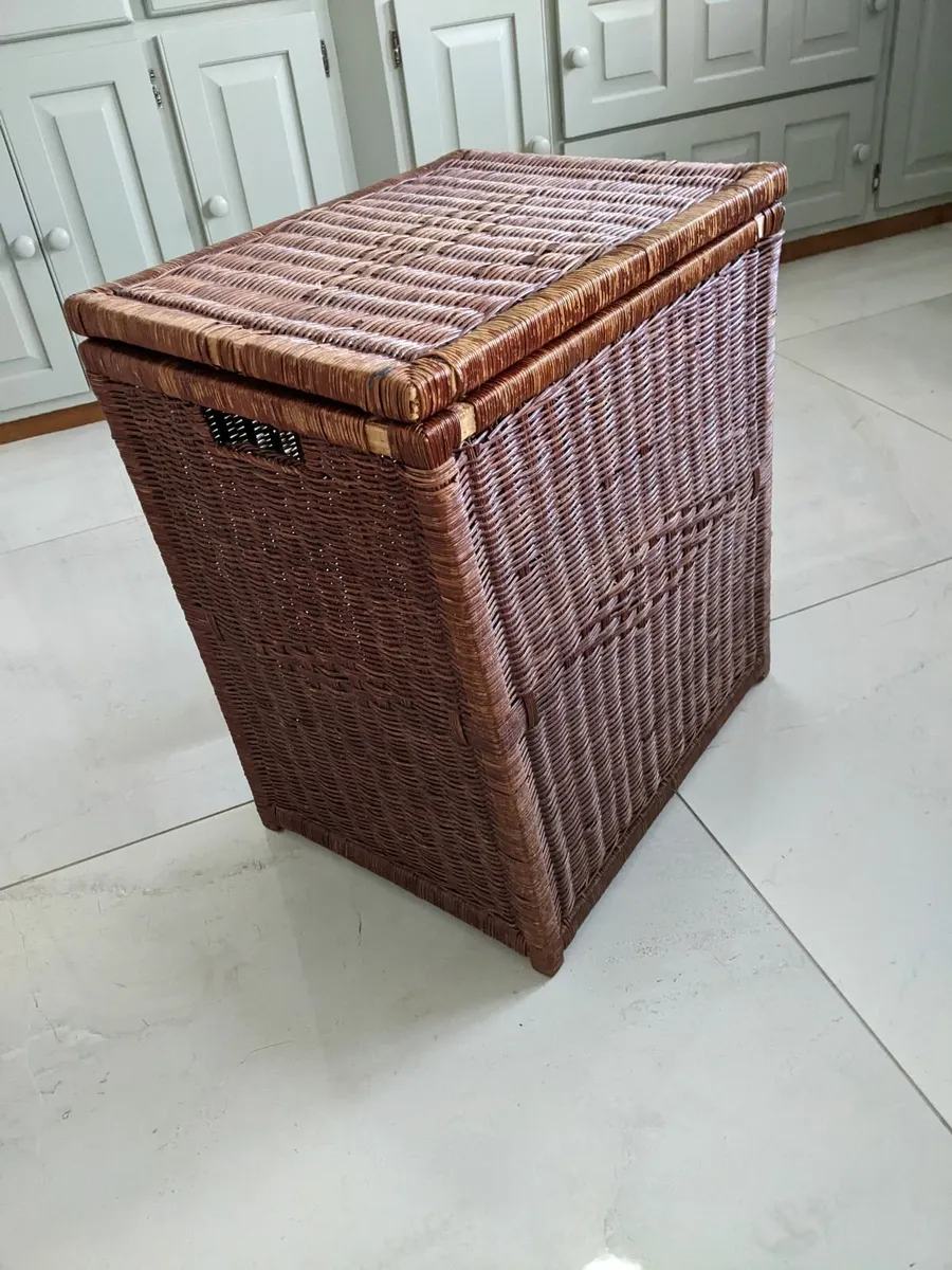 Wicker Laundry Basket - Image 2