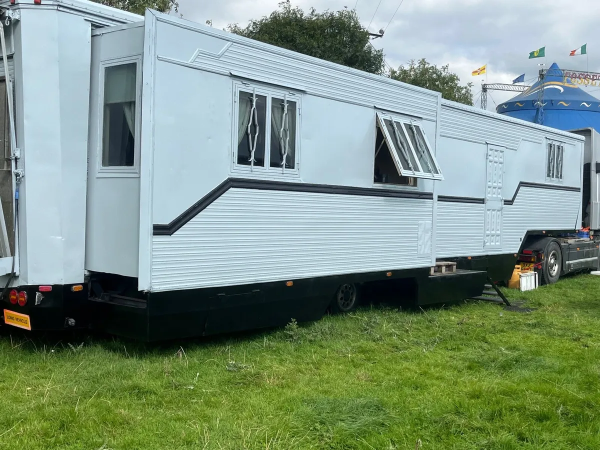 Spanish Living Trailer - Image 3