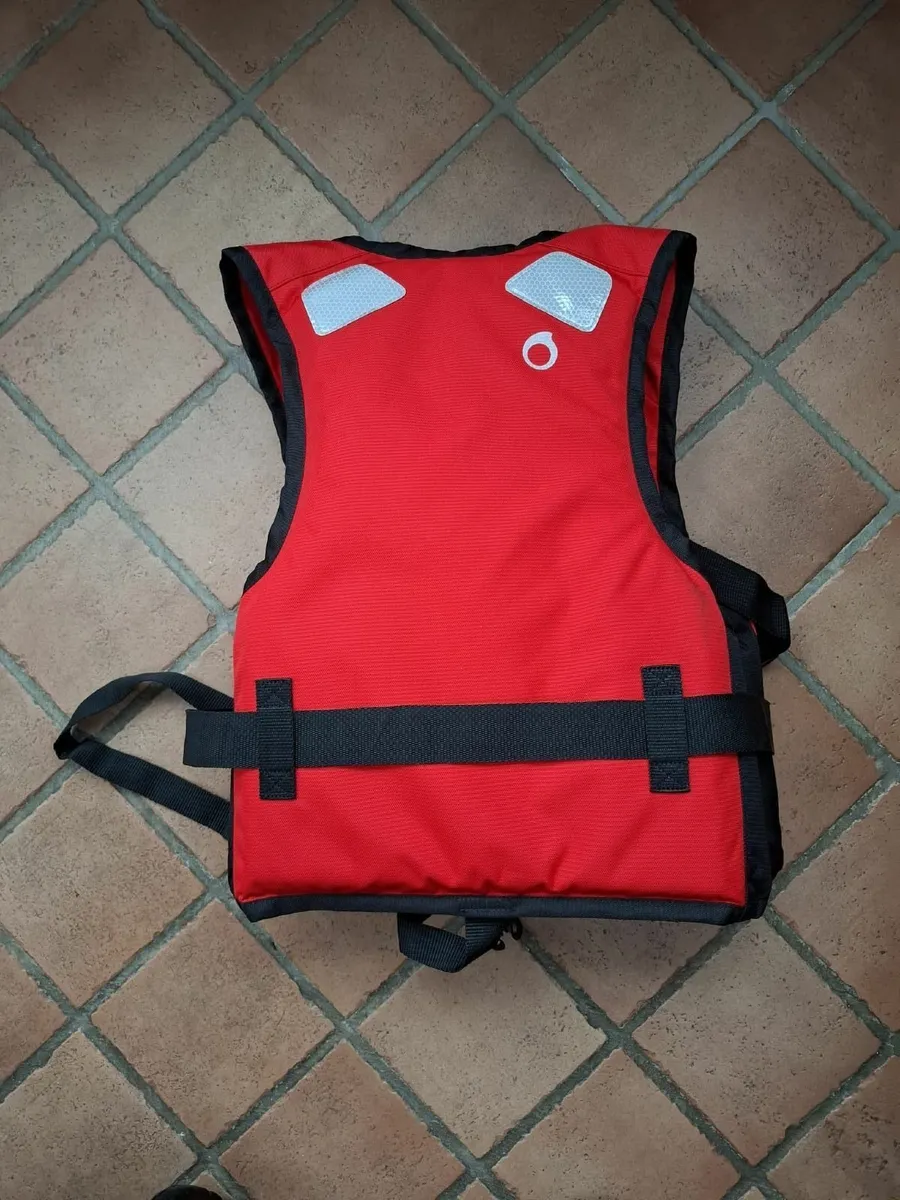 Brand New  life jacket - Image 2