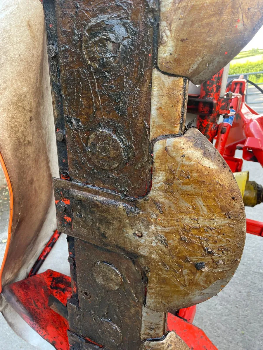 KUHN GMD44 MOWER, 5'6" - Image 3