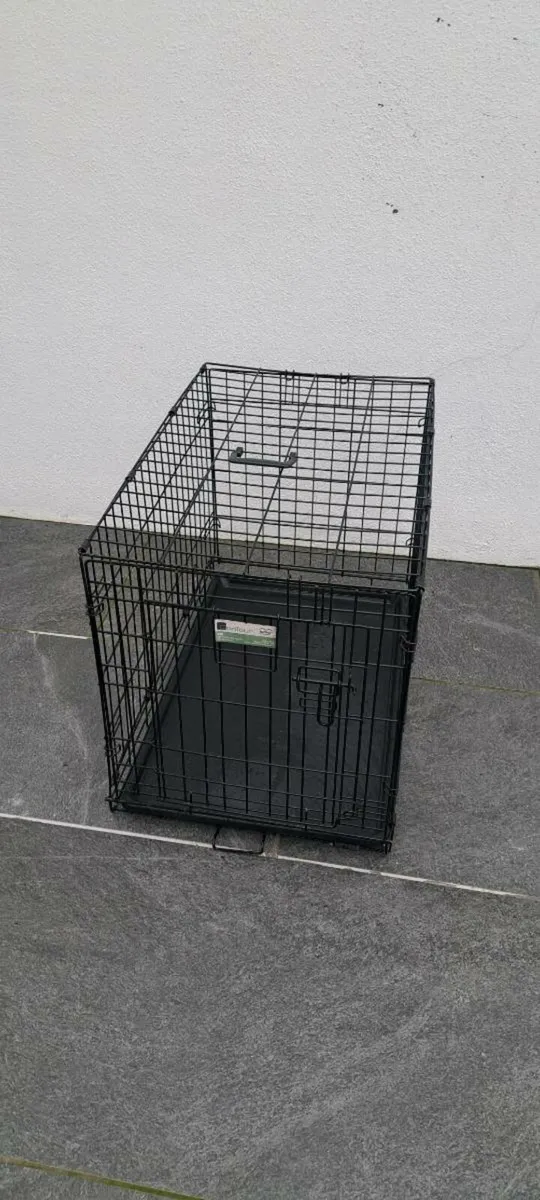 Dog crate - Image 1