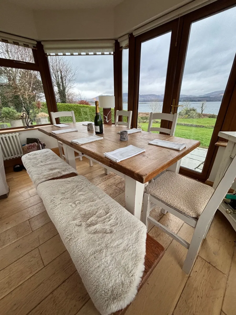 Oak dining table and chairs - Image 3