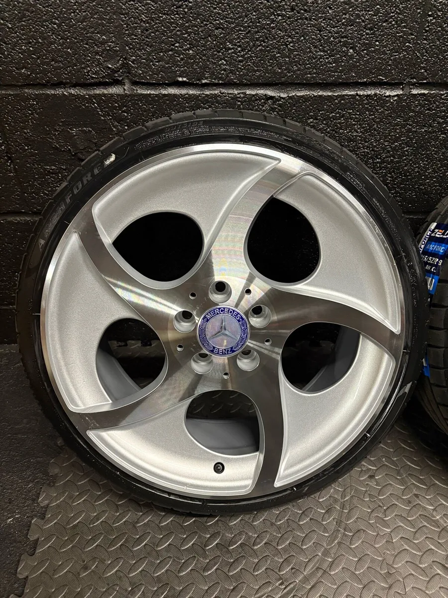 18” Alphards - Image 2