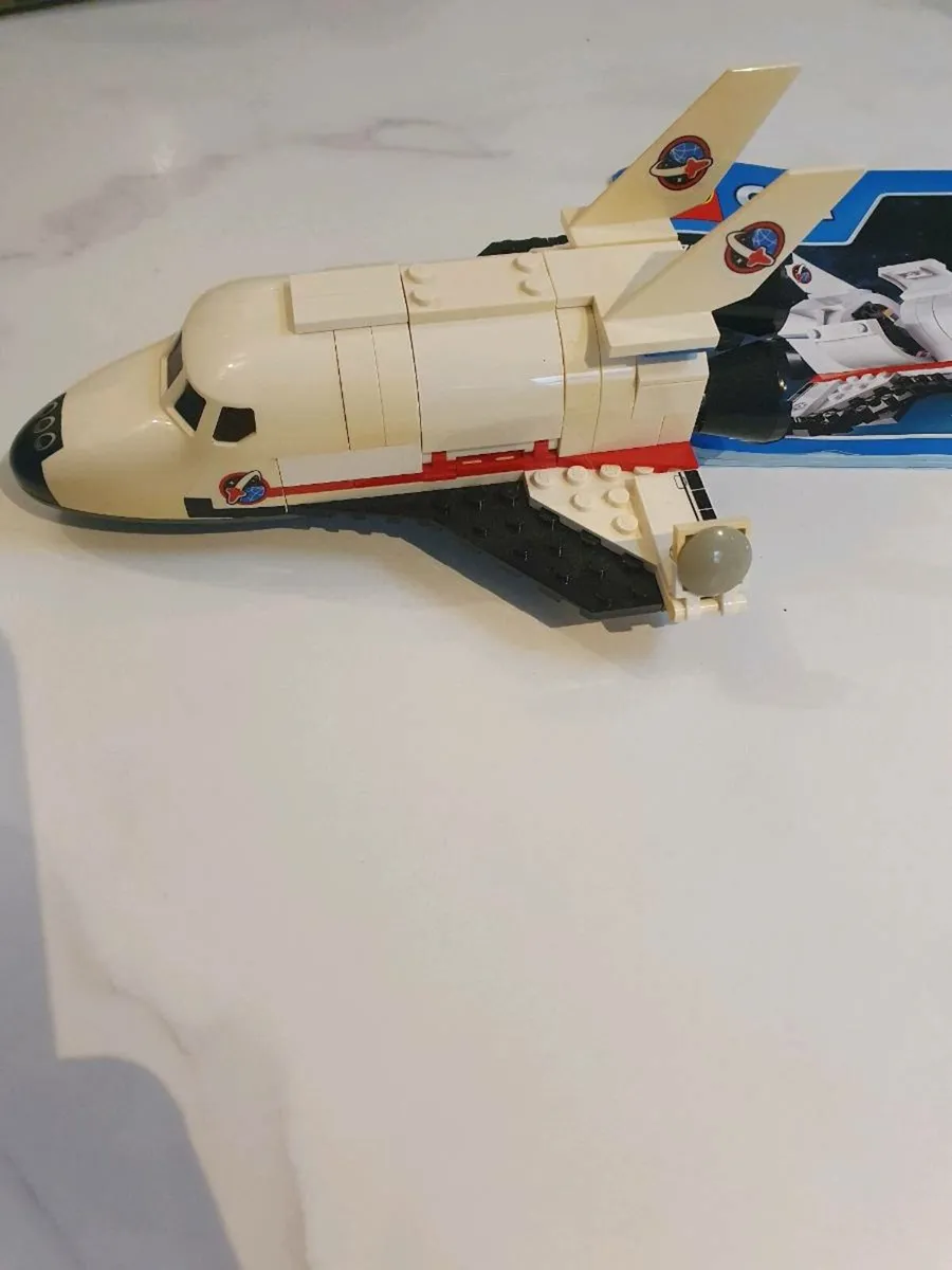 Lego space shuttle - Image 2