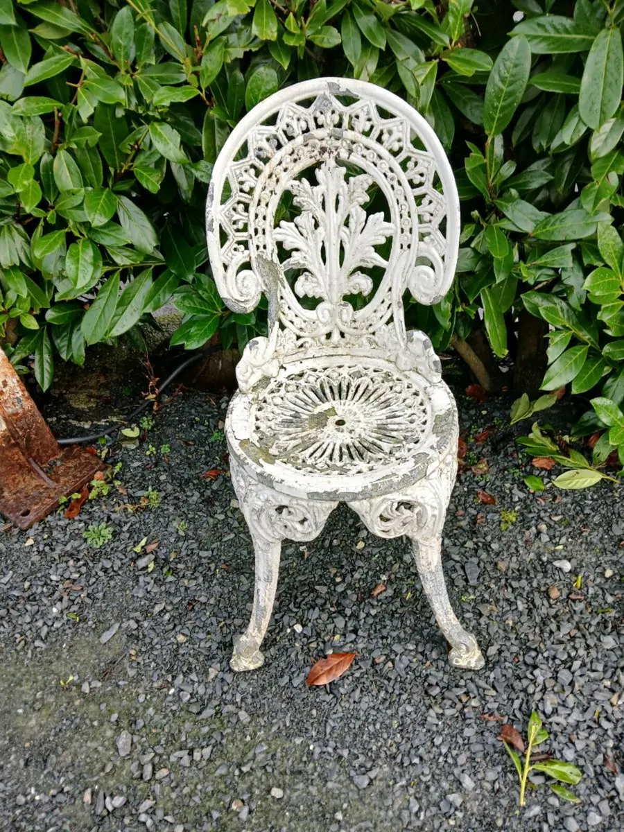 Garden chair - Image 1