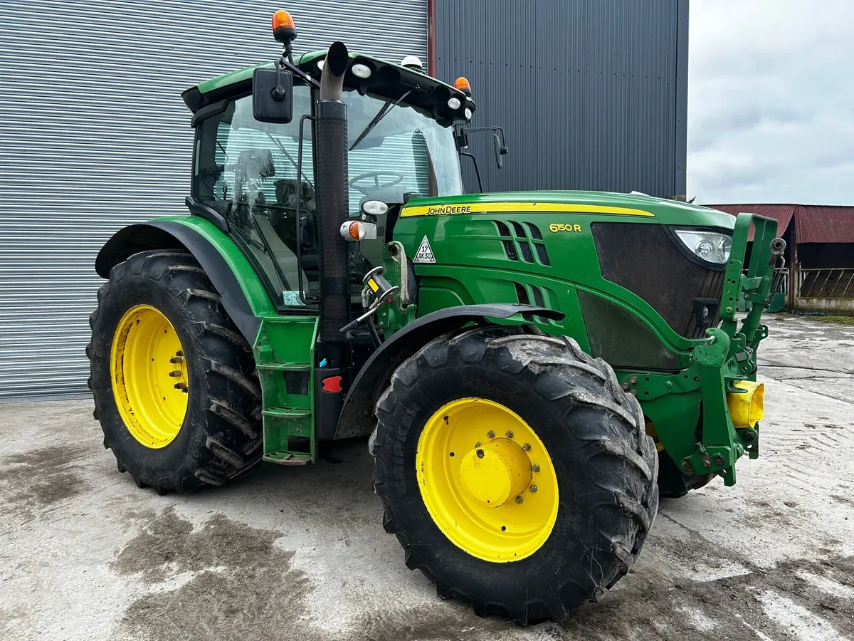 2015 John Deere 6150R - Image 1