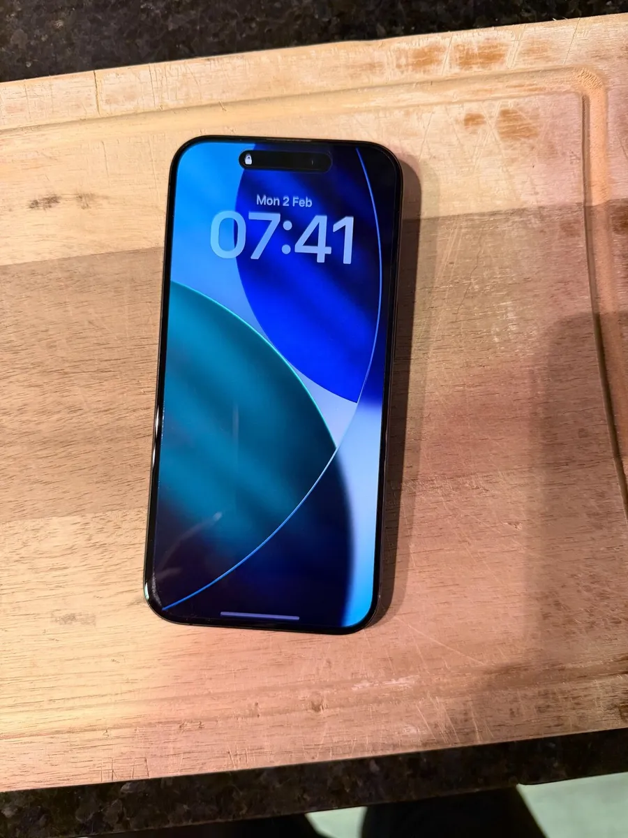 iPhone 15 pro - Image 1