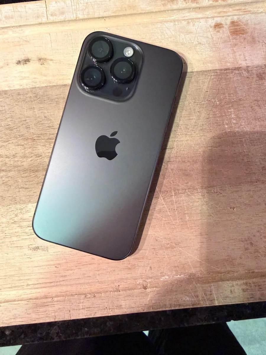 iPhone 15 pro - Image 3
