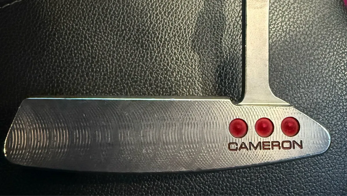 Scotty Cameron Newport 2 Studio Select - Image 1