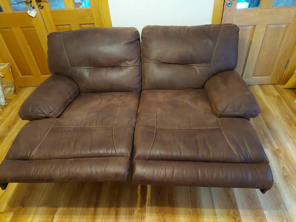 3 & 2 seater recliner - Image 3