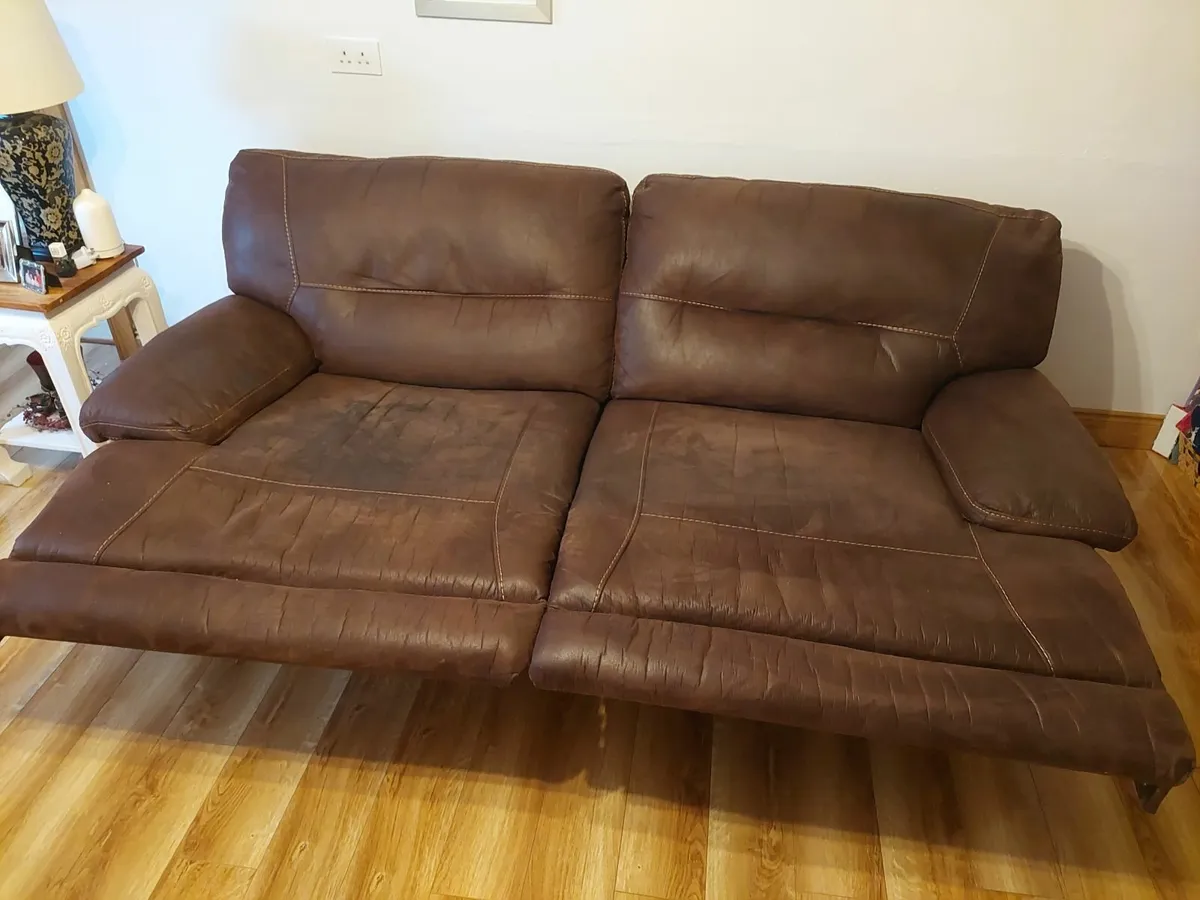 3 & 2 seater recliner - Image 4