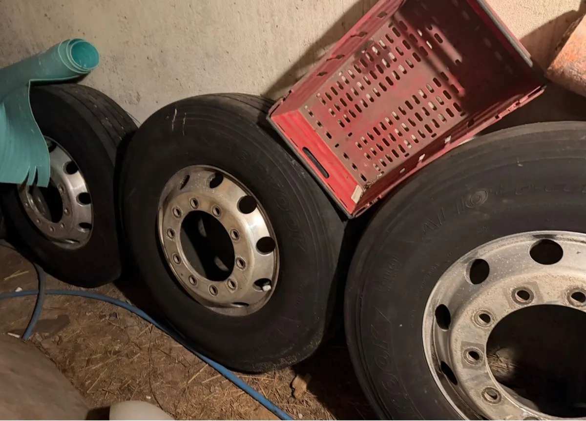 Dura brights with hankook tyres - Image 1