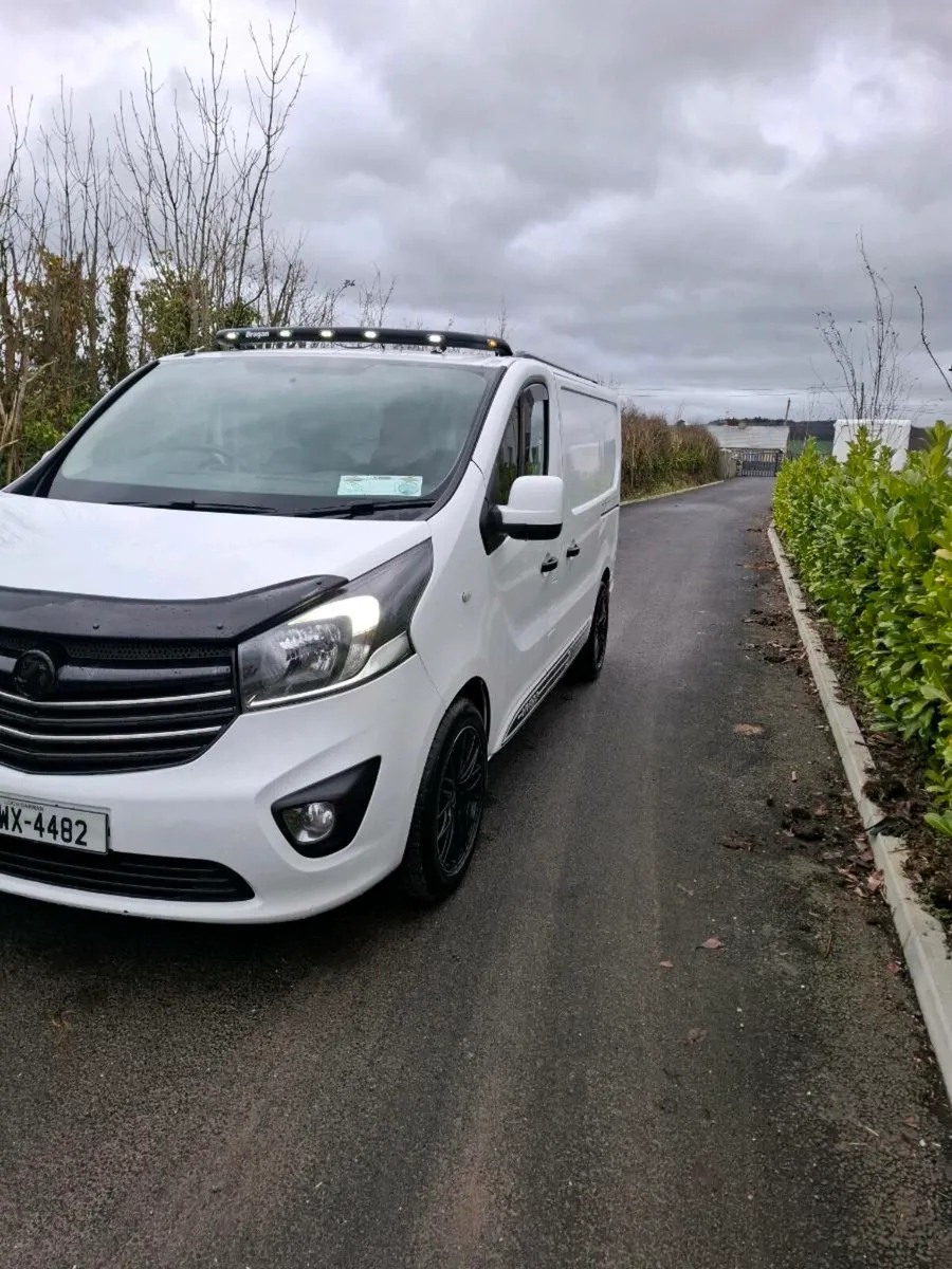 Vauxhall/Opel Vivaro SPORT - Image 2