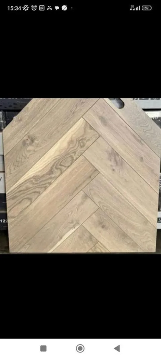 12mm herringbone laminate flooring - Image 3