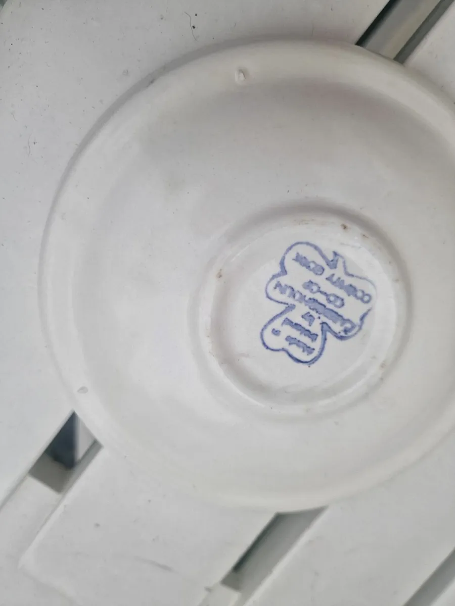 Carrigline pottery. - Image 4