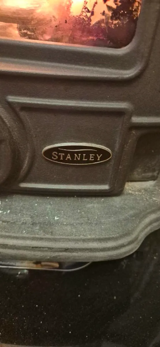 Stove and fireplace surround - Image 2