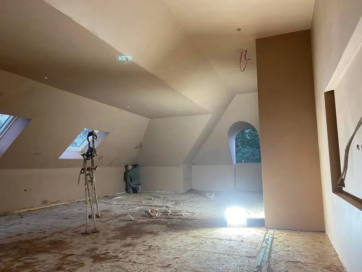 Plasterer available - Image 4