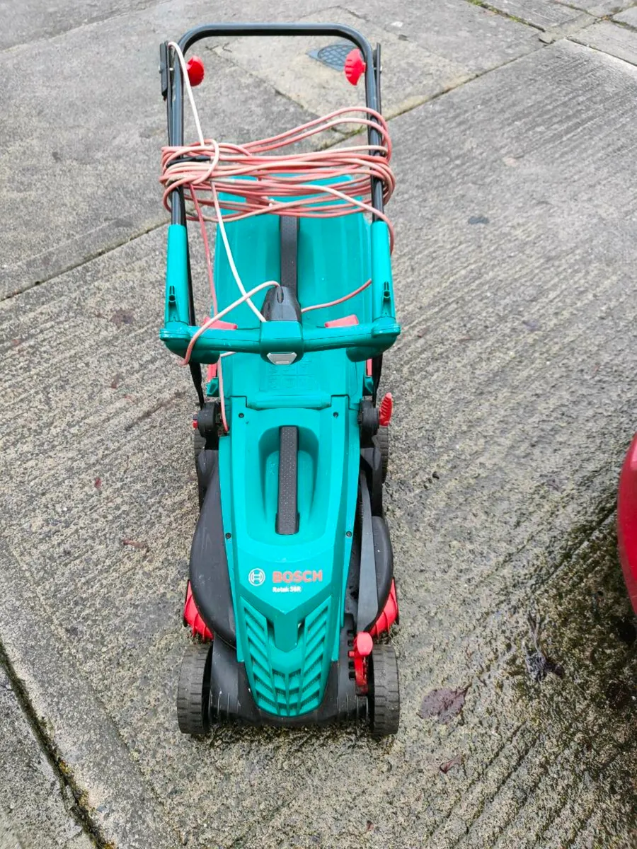 Lawnmower Bosch - Image 1