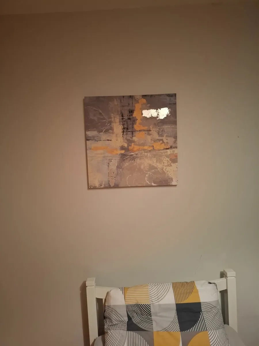 Single Bed - Image 2